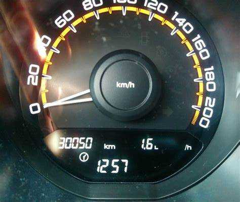 Как настроить время на lada vesta