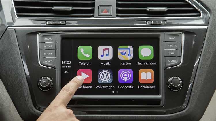 Какие навигационные приложения поддерживает Apple CarPlay в Volkswagen