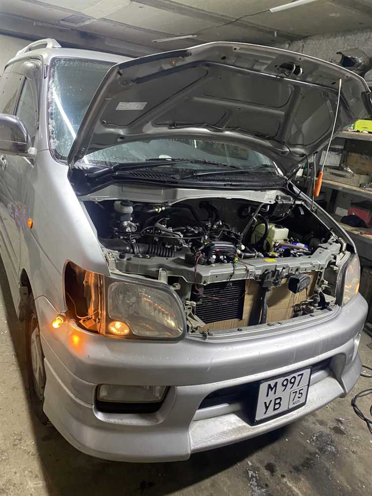 Определение объема заправки кондиционера Toyota Town Ace Noah
