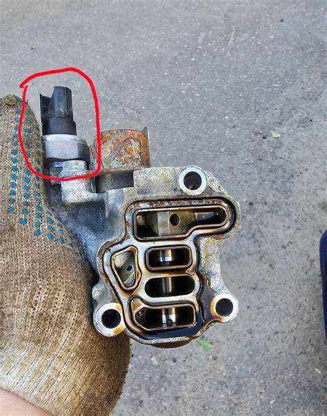 Как найти датчик VTEC на двигателе Honda